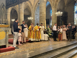 Article - Les célébrations de Pâques à la cathédrale - Diocèse de Mende