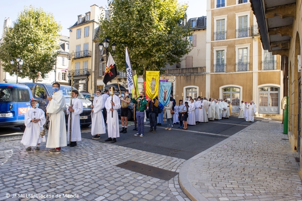 _DSC7760 la procession - © JF S le 10-10-20218BIS